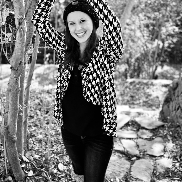 Meet your Posher, Rose - Picture 3 of 4